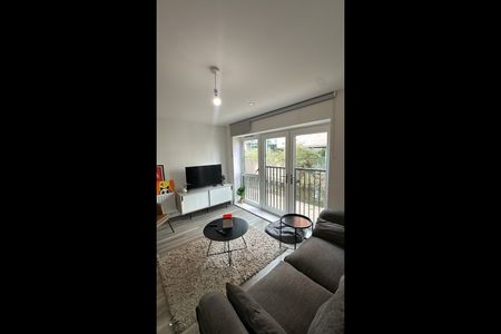 Room in a Shared Flat, Marina Place, B16 - Photo 4