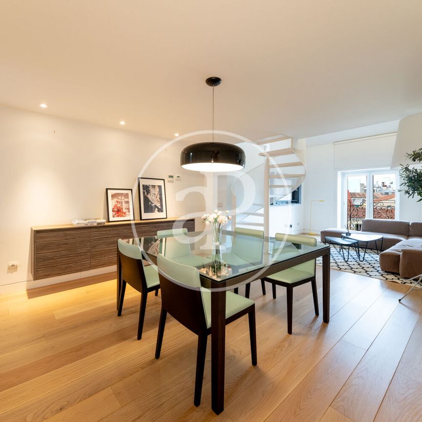 Duplex for rent in Génova street. - Photo 1