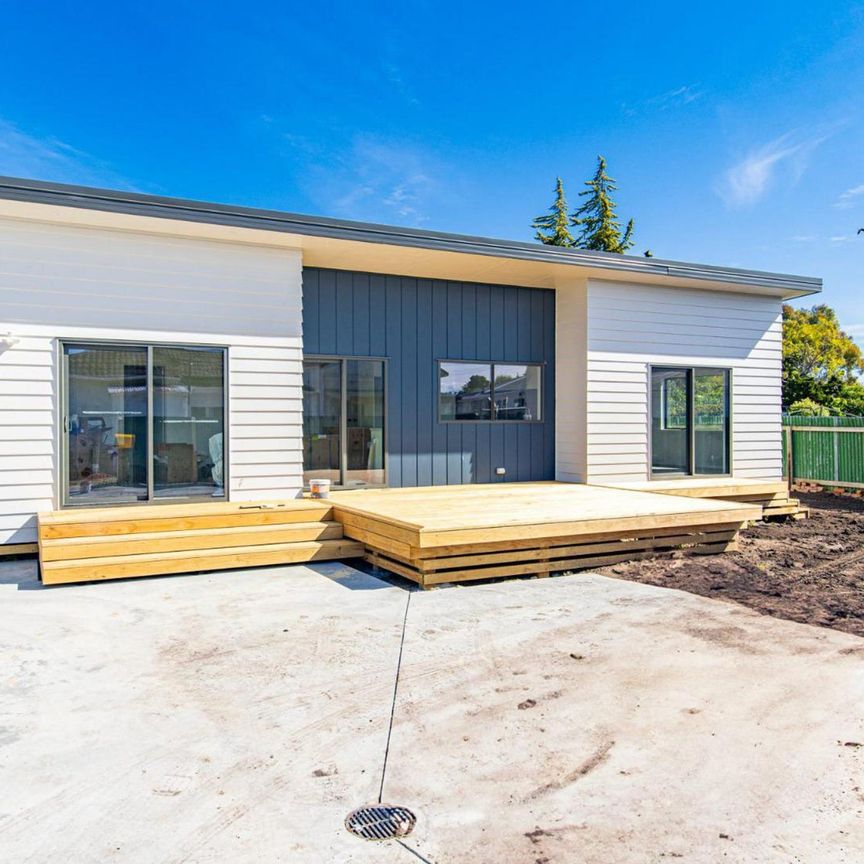 Convenient living in Tawhero - Photo 1