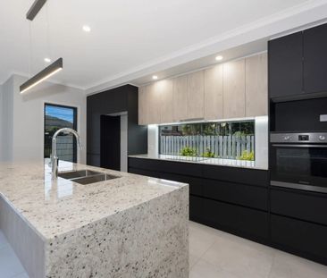Your Next Home in Beautiful Hyde Park - Photo 6