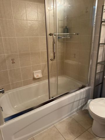 For Lease - 50 Glacier Crescent, Toronto, Ontario - Photo 2