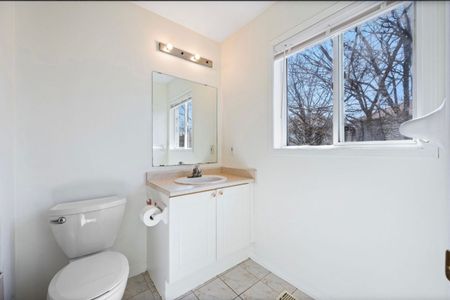 For Lease - 1480 Britannia Road Unit# 155, Mississauga, Ontario - Photo 5