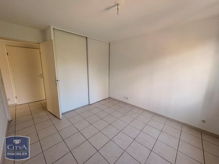 Location Appartement 4 pièces 76m² SALON DE PROVENCE 13300 - Photo 2