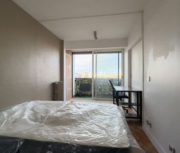 Appartement a louer Paris - Loyer €1 580/mois charges comprises ** - Photo 3