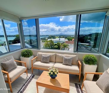 The Best View in Town! - Photo 5