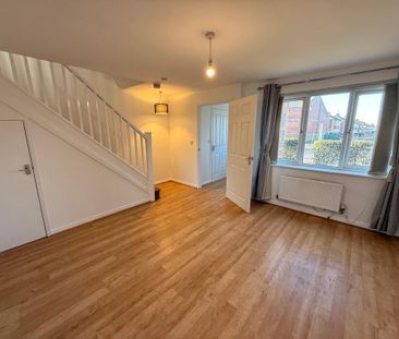 3 bedroom mews to rent - Photo 5