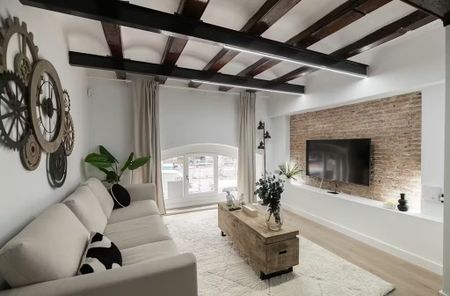 Ronda de Sant Antoni, Barcelona, Catalonia 08001 - Photo 2