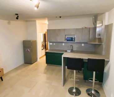Na prenájom 1izbový zariadený byt v centre Malaciek. - Photo 2