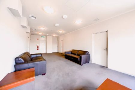 255 Cardigan Street, Melbourne - Photo 3