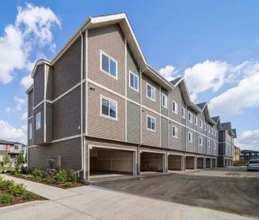 Modern 3 Bed Plus Den Townhouse with Double Attached Garage — 3 Bed... - Photo 1