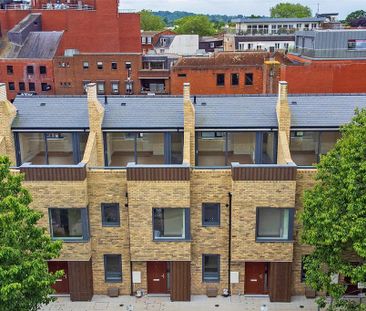 2 bedroom terraced house to rent - Photo 2