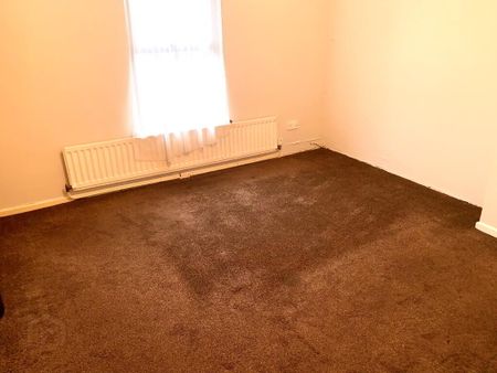 21 Ellis Street, Carrickfergus, BT38 8AY - Photo 3