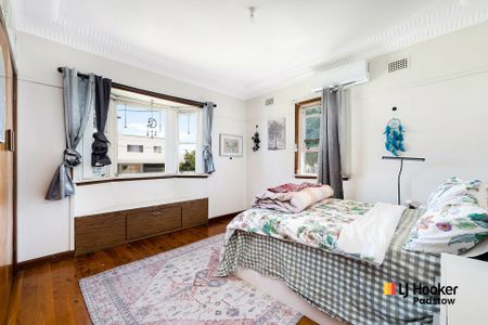 2 Bedroom Home In Convenient Location! - Photo 2