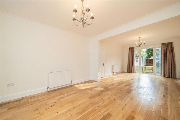 3 bedroom semi-detached house to rent - Photo 1