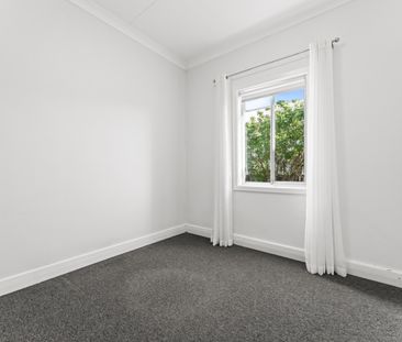 30 Valencia Street, Mayfield NSW 2304 - House For Rent | Domain - Photo 4