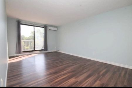 Appartement à louer - Photo 2