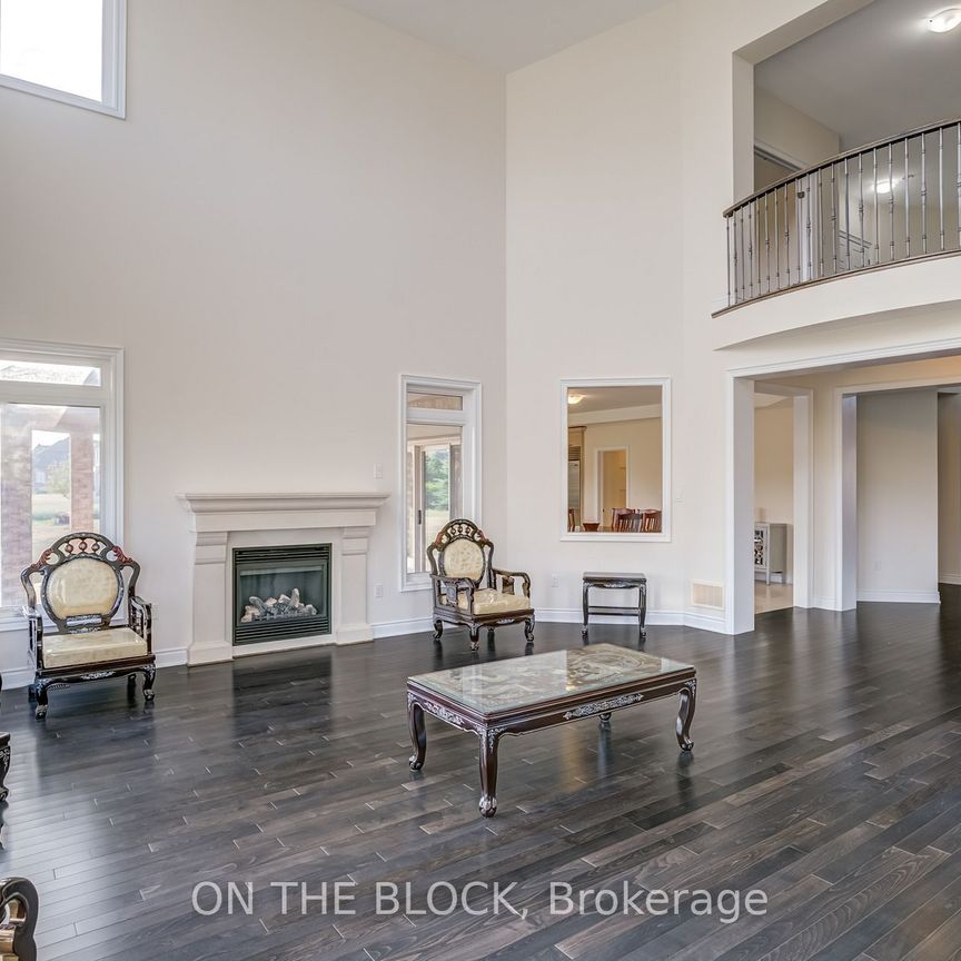 For Lease - 24 Whitewood Drive, Whitchurch-Stouffville, Ontario - Photo 1