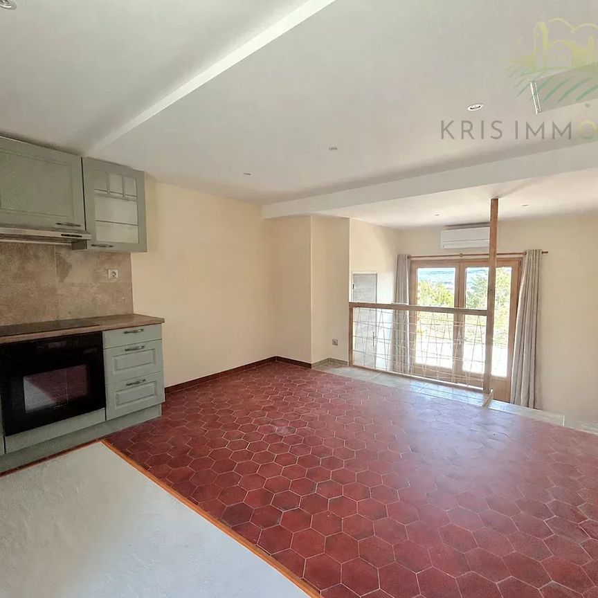 Charmant appartement F2 avec vue panoramique - Photo 1
