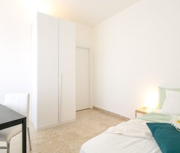 Piazza Simone Bolivar, Milan, Lombardy 20146 - Photo 5