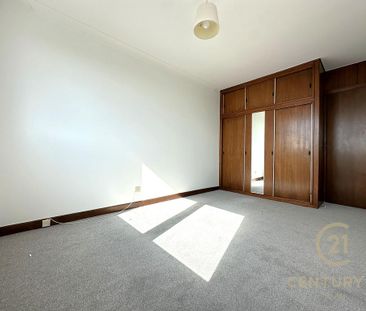 3 bedroom penthouse to rent - Photo 5