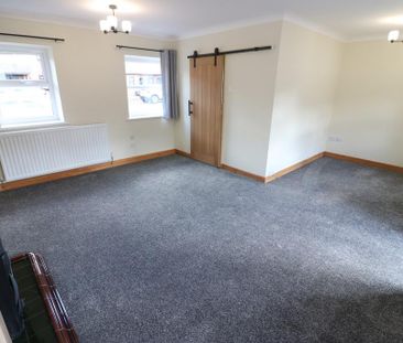 2 bedroom detached house to rent - Photo 3