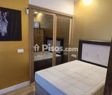 Piso en alquiler en Centro - Photo 2