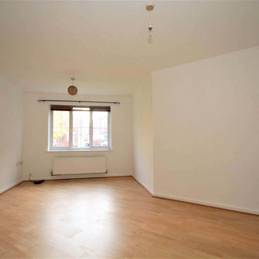 Royal Drive, Preston - Photo 1