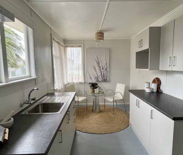 2 BEDROOM - WAIPUKURAU - Photo 4