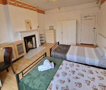 10 bedroom house share to rent - Photo 6