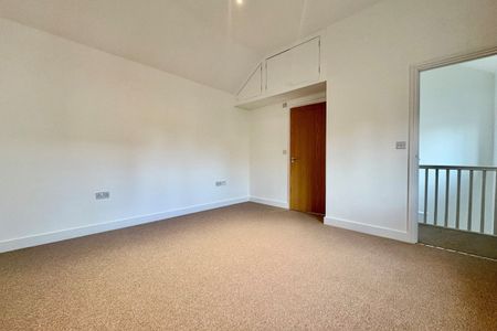 Taverners Way - Photo 3