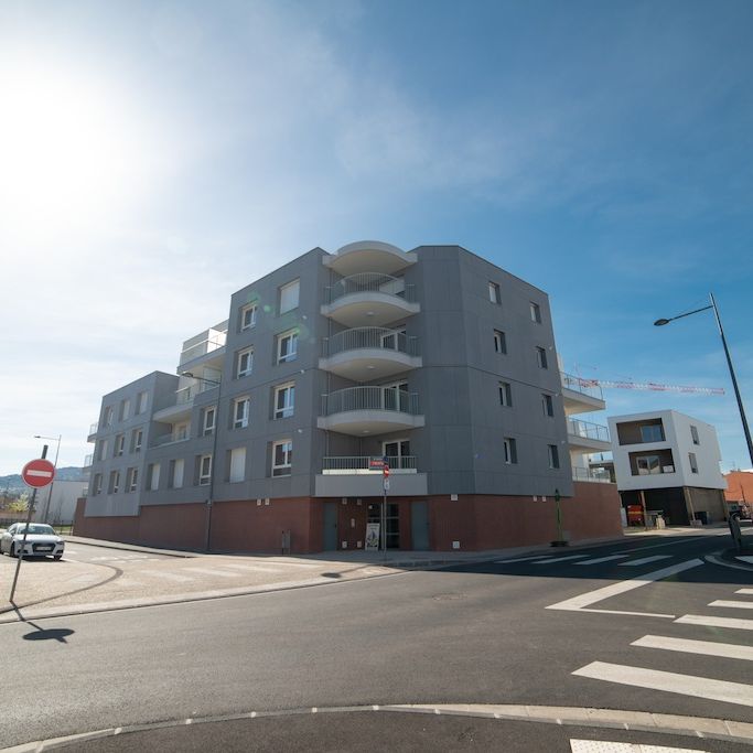 Appartement - 2 pièces - Saint-Jacques/Cézeaux - Photo 2