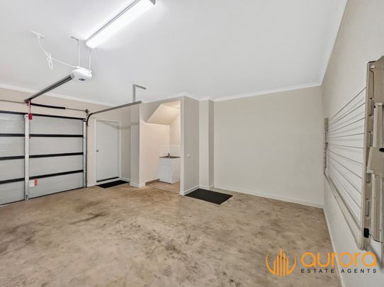 11 Luella Lane, Pakenham VIC 3810 - Townhouse For Rent | Domain - Photo 1