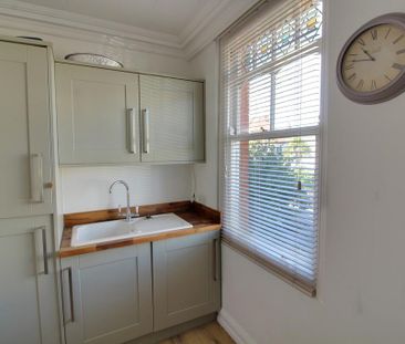 2 bedroom apartment to rent - Photo 3