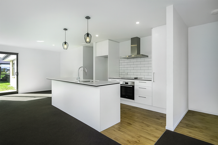 Modern 4-Bedroom Home Opposite Reserve in Lincoln - Photo 5