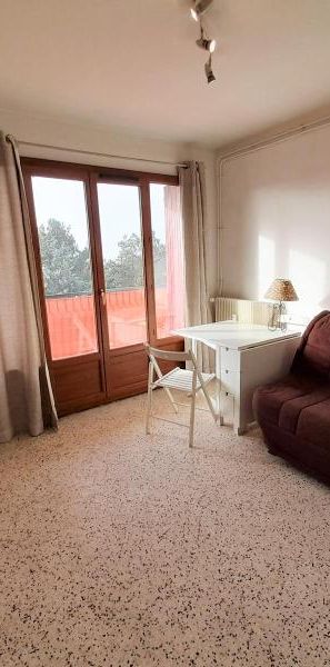 Location Appartement 1 pièce 20m² AIX EN PROVENCE 90ème - Photo 1