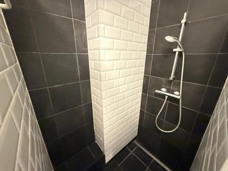 RUIM GELIJKVLOERSAPPARTEMENT - Photo 5