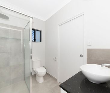 41 Lawrie Avenue, Oonoonba QLD 4811 - House For Rent | Domain - Photo 4