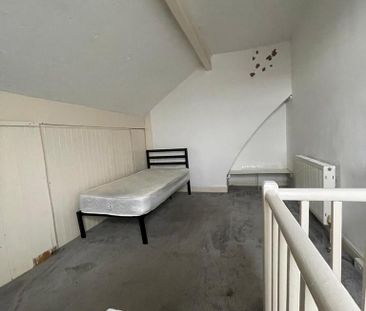 3 bedroom terraced house to rent - Photo 6