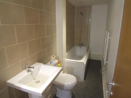 2 bedroom apartment to rent - Photo 5