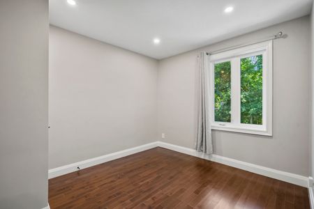 For Lease - 31 Rossford Road, Toronto, Ontario - Photo 3