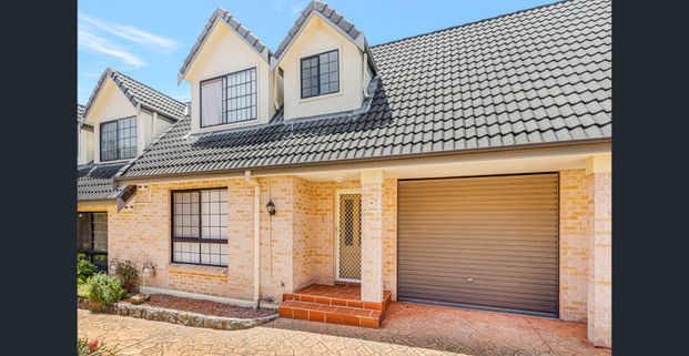 BRIGHT & SPACIOUS - Photo 1