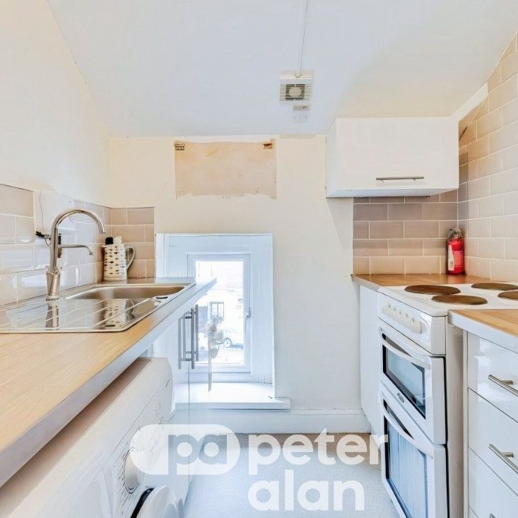 Albany Road, Roath, Cardiff - Photo 1