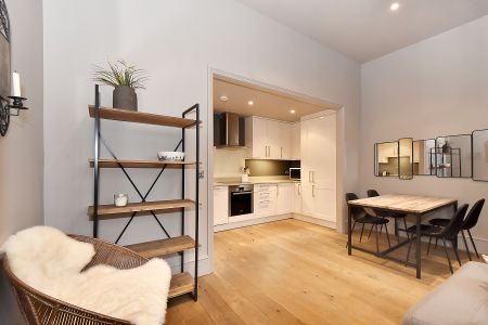 Warwick Square, Westminster, London, SW1V - Photo 3