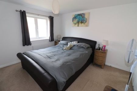 Malthouse Way, Worthing, BN13 4 bedroom semi-detached house to rent - Photo 2