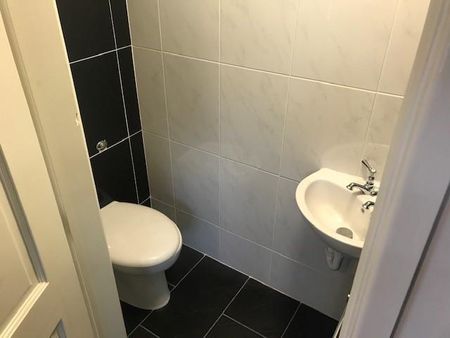 2 bedroom detached house to rent - Photo 5