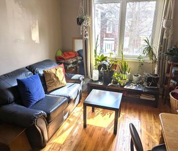 Appartement 2 chambres dans Ahuntsic centre (Montréal) - Photo 1