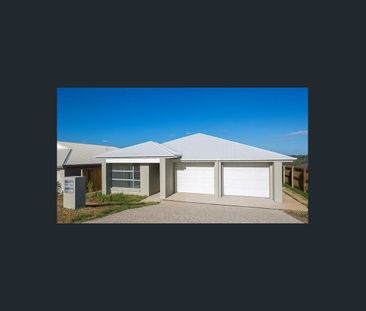 Charming duplex perfect for comfortable living - Photo 5