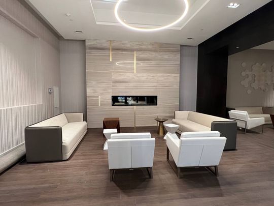 For Lease - 9000 Jane Street Unit# 2420, Vaughan, Ontario - Photo 1