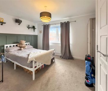 3 bedroom semi-detached house to rent - Photo 6