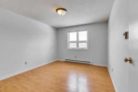 For Lease - 15 Jacksway Crescent Unit# 315, London North, Ontario - Photo 4